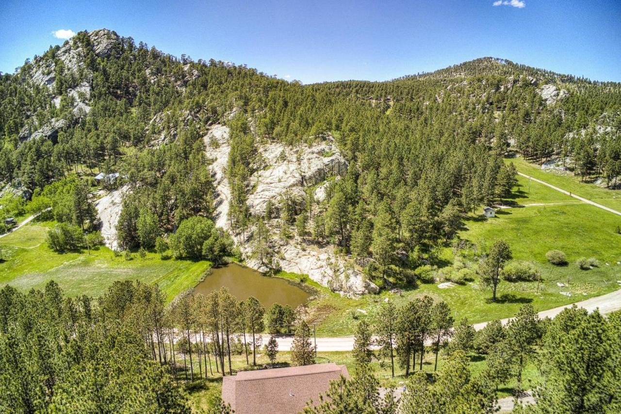 Eagle Pine Lodge Custer Eksteriør bilde